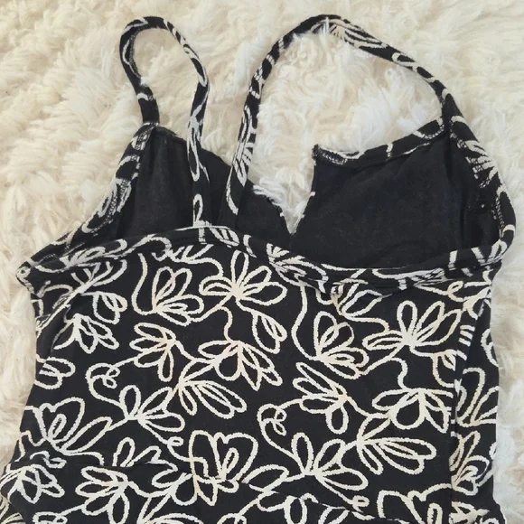 Pact Black and White Floral Midi Dress - Picture 5 of 9